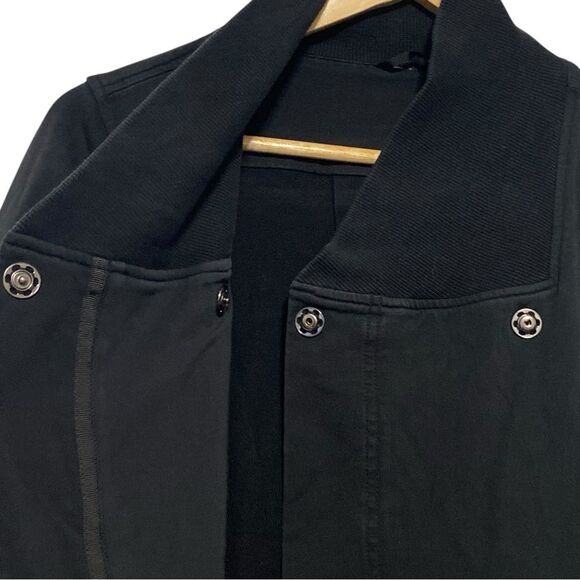 Lululemon Belle Black Wrap Sweatshirt Cardigan Sz 4 - Picture 15 of 16